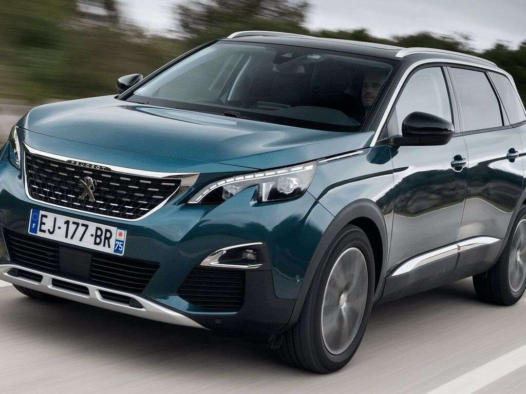 Automatten voor Peugeot 5008 2017 - 2024