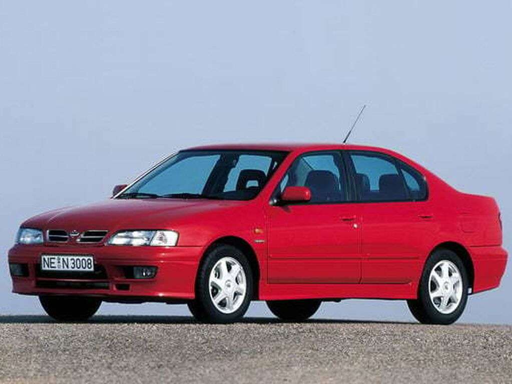 Automatten voor Nissan Primera 1990 - 1996