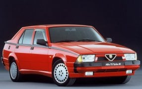 Automatten voor Alfa Romeo 75. 