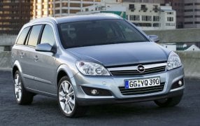 verkiezen Geest vangst Automatten voor Opel Astra | Perfect Op Maat | Tot 4 jr. Garantie